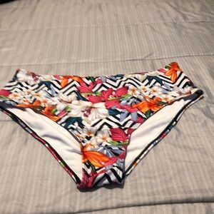 SHEIN Ladies Swimsuit Bottom.